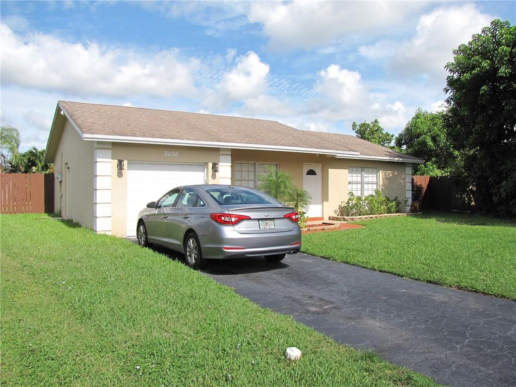 9492 Southampton Place Boca Raton, FL 33434 - Photo 2 of 35 Photo 2
