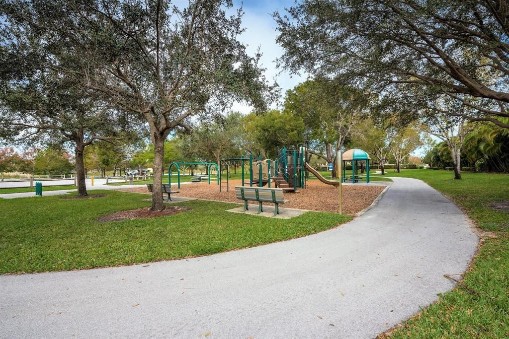 9492 Southampton Place Boca Raton, FL 33434 - Photo 32 of 35 Photo 32