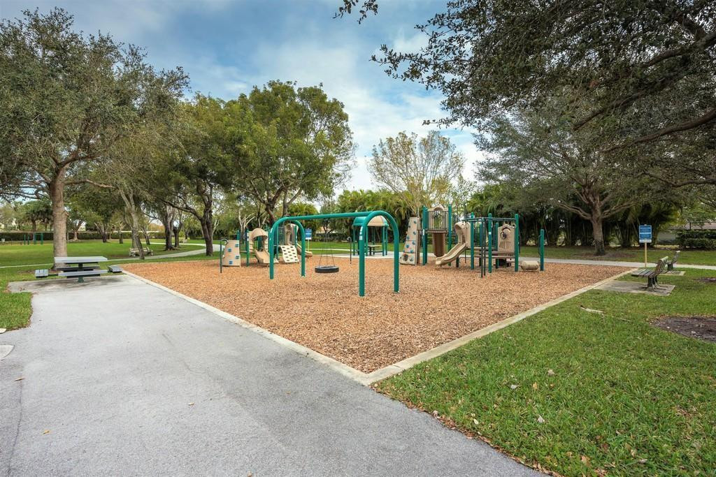 9492 Southampton Place Boca Raton, FL 33434 - Photo 33 of 35 Photo 33