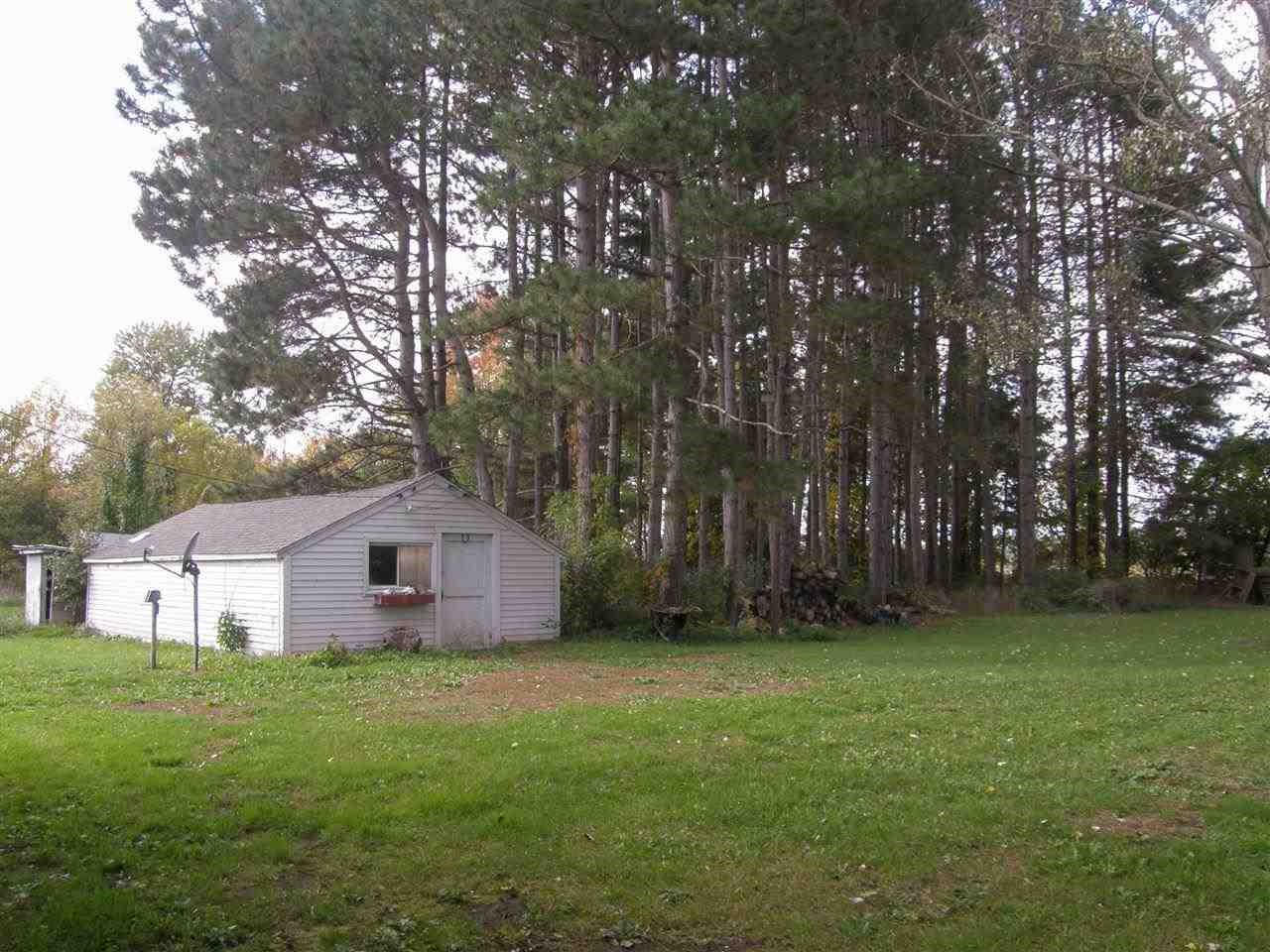 5399 Dillon Road Flushing, MI 48433 - Photo 3 of 9