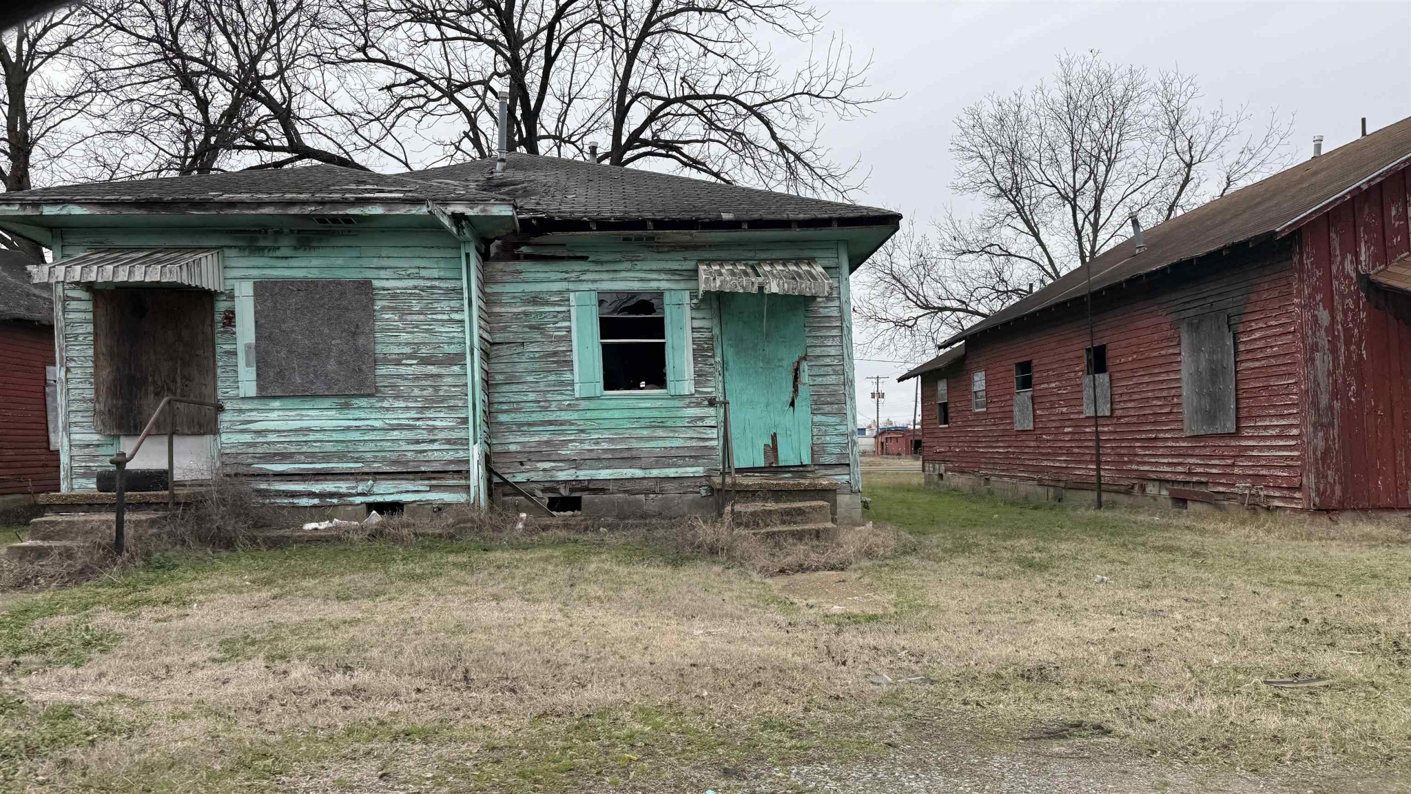 0 South 3rd Street West Helena, AR 72390 - Photo 26 of 32 a view of a house with a yard