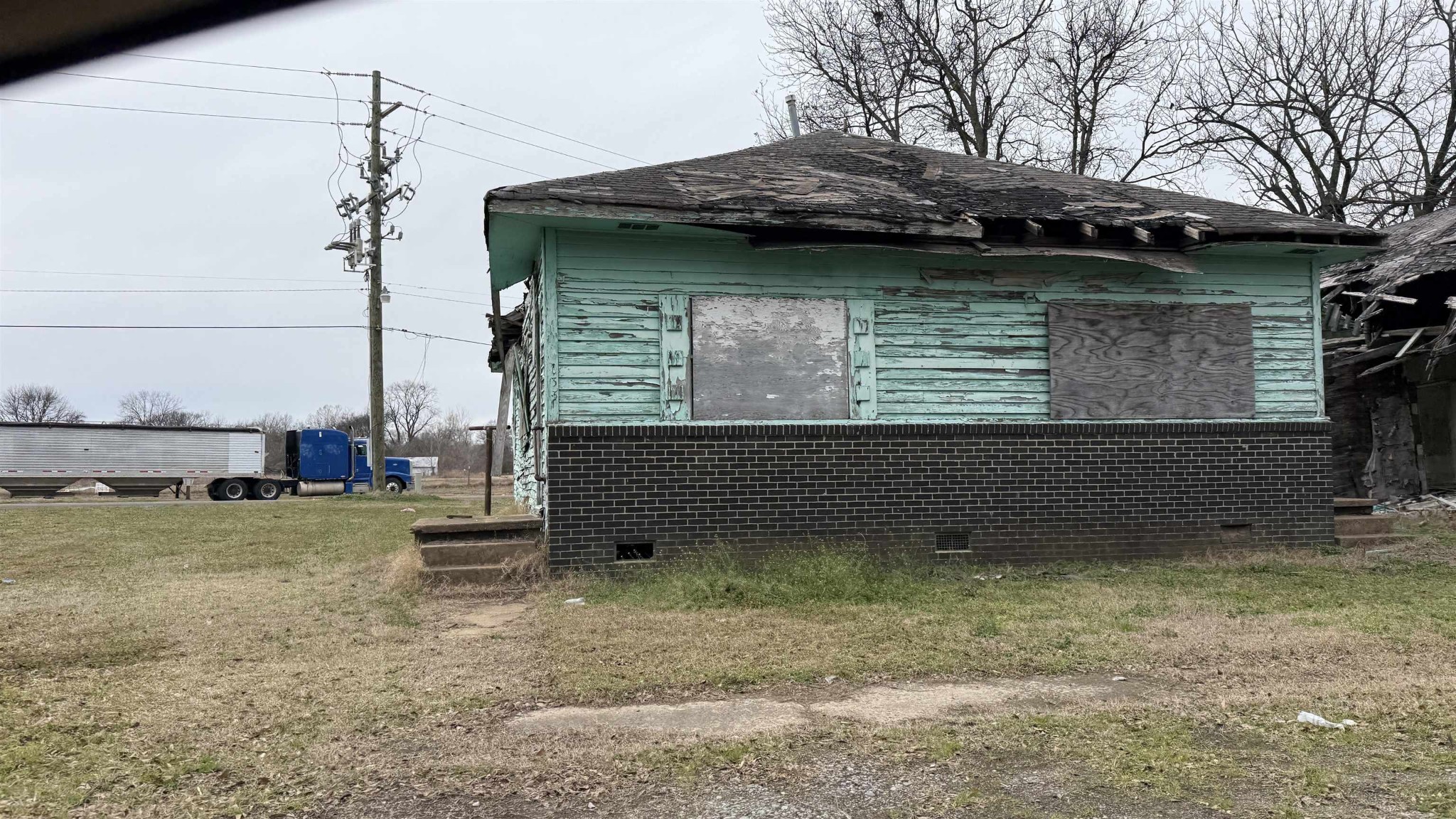 0 South 3rd Street West Helena, AR 72390 - Photo 29 of 32 a view of a house with a yard