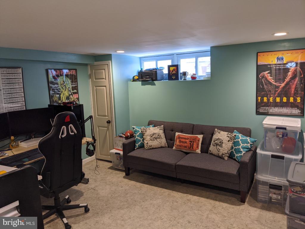 3376 Fordham Road Philadelphia, PA 19114 - Photo 18 of 25 Gallery Image 18