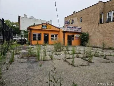 $2,350,000 | 101-01 Jamaica Avenue | Richmond Hill