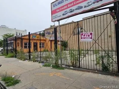 $2,350,000 | 101-01 Jamaica Avenue | Richmond Hill