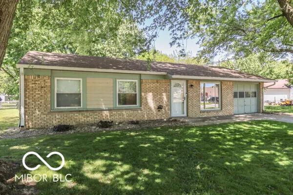 $229,900 | 18 Maple Drive, Bargersville, IN 46106
