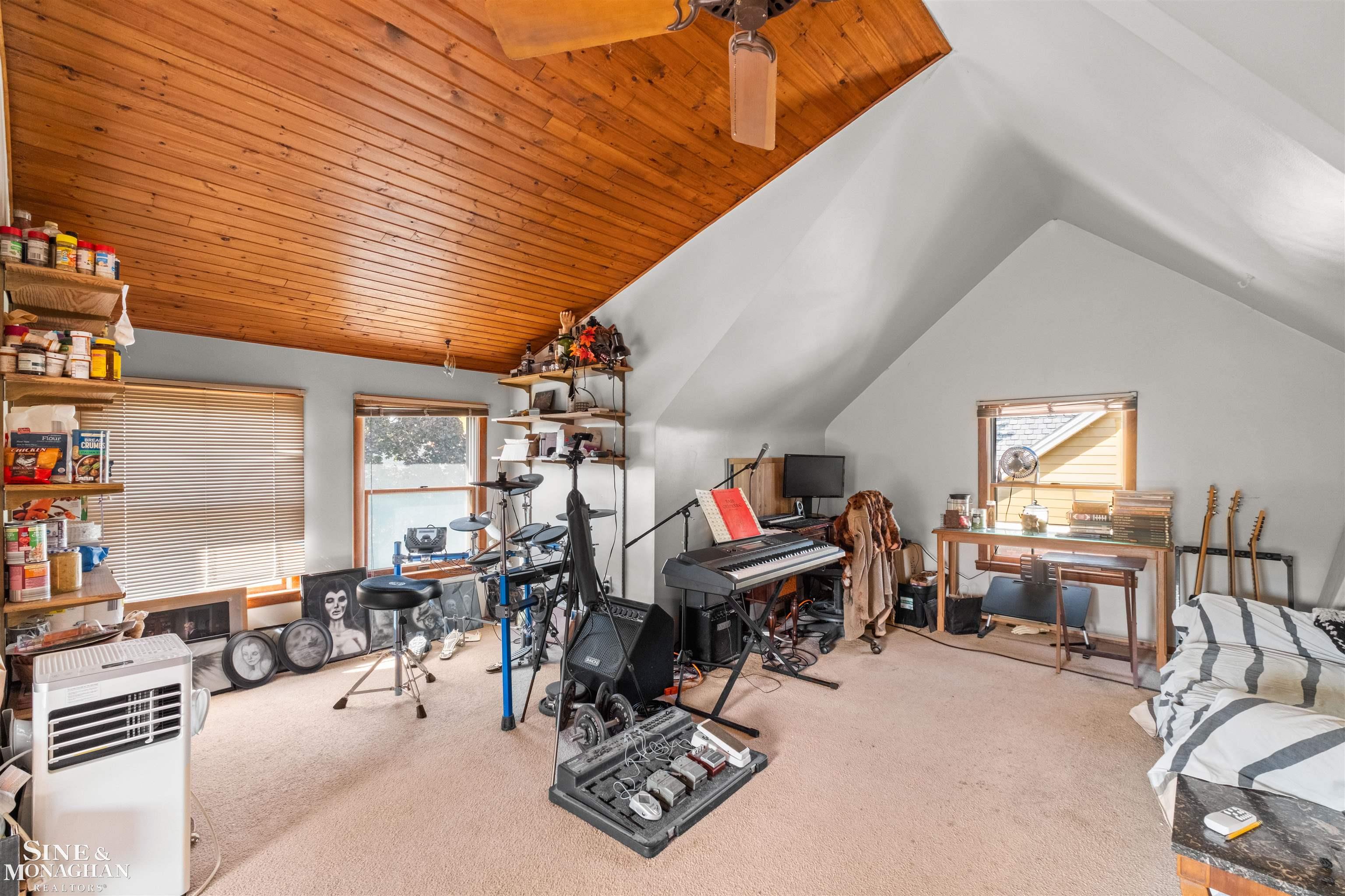 674 Neff Road Grosse Pointe, MI 48230 - Photo 22 of 38