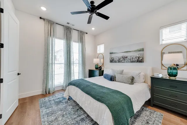 $2,245 | 1601-335 Mustang Drive, Marble Falls, TX 78654