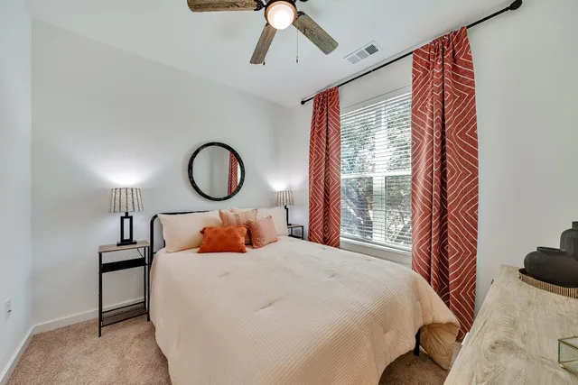 $2,245 | 1601-335 Mustang Drive, Marble Falls, TX 78654