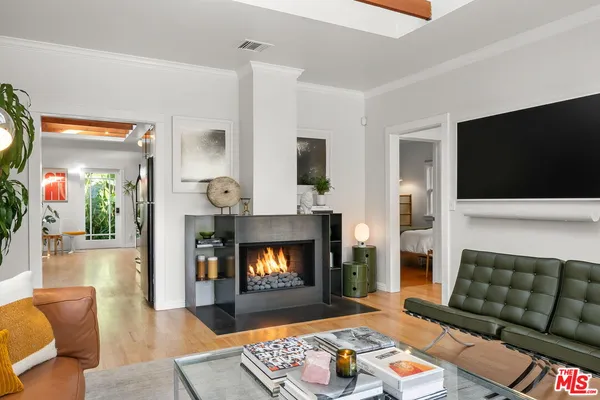 $10,500 | 1510 Electric Avenue, Venice, CA 90291