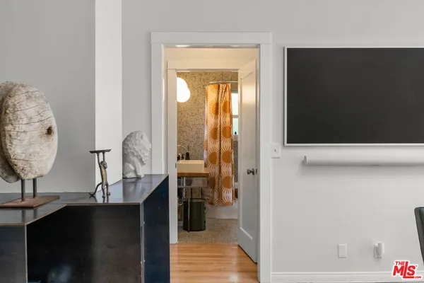 $10,500 | 1510 Electric Avenue, Venice, CA 90291