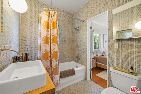 $10,500 | 1510 Electric Avenue, Venice, CA 90291