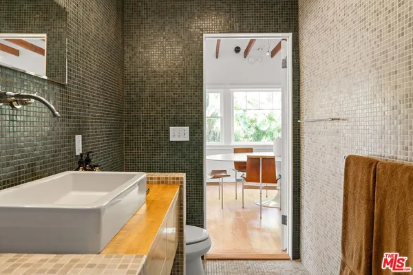 $10,500 | 1510 Electric Avenue, Venice, CA 90291