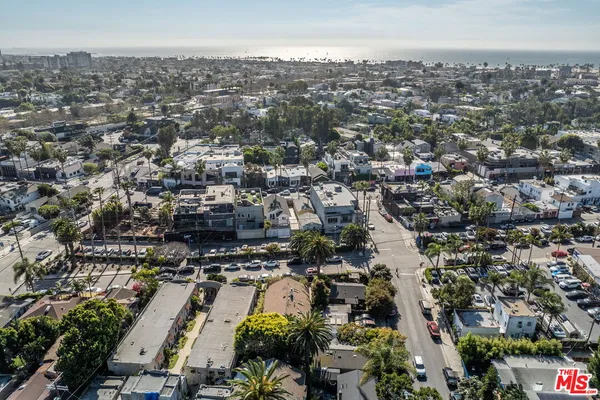 $10,500 | 1510 Electric Avenue, Venice, CA 90291