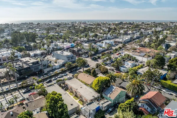 $10,500 | 1510 Electric Avenue, Venice, CA 90291