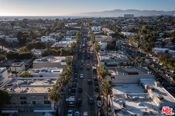 $10,500 | 1510 Electric Avenue, Venice, CA 90291