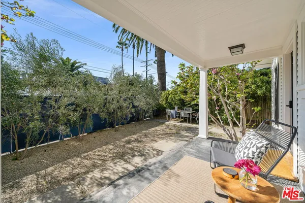 $10,500 | 1510 Electric Avenue, Venice, CA 90291