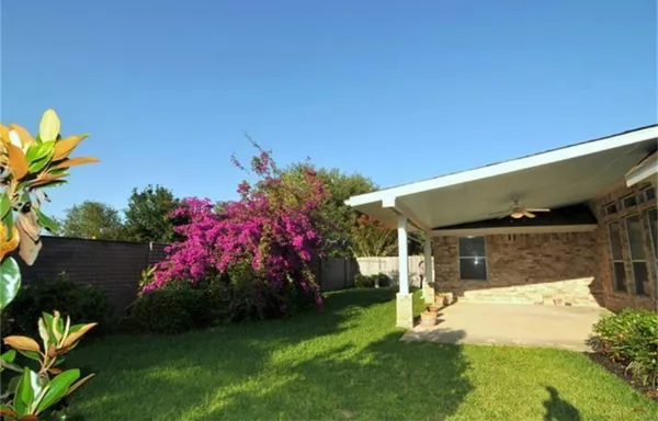 $2,750 | 1030 Walnut Pointe, League City, TX 77573