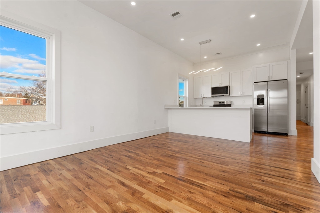 120 Regent Street, Unit 5 Boston, MA 02119 - Photo 5 of 27