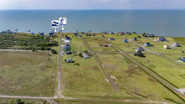 a bathroom with a tub