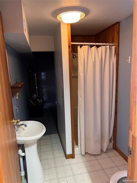 3745 Hall Road Croswell, MI 48422 - Photo 16 of 36 Gallery Image 16