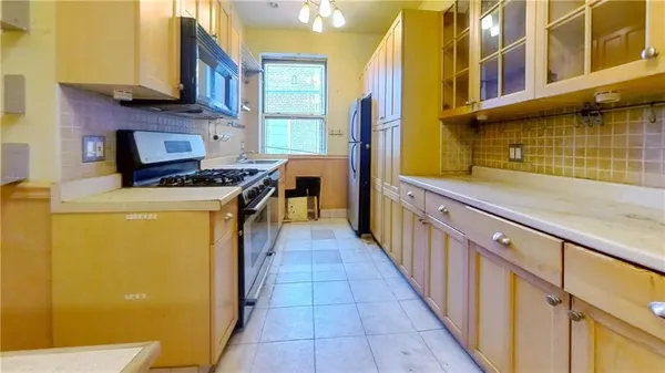 $205,000 | 3626 Kings Highway, Unit 6C | Midwood