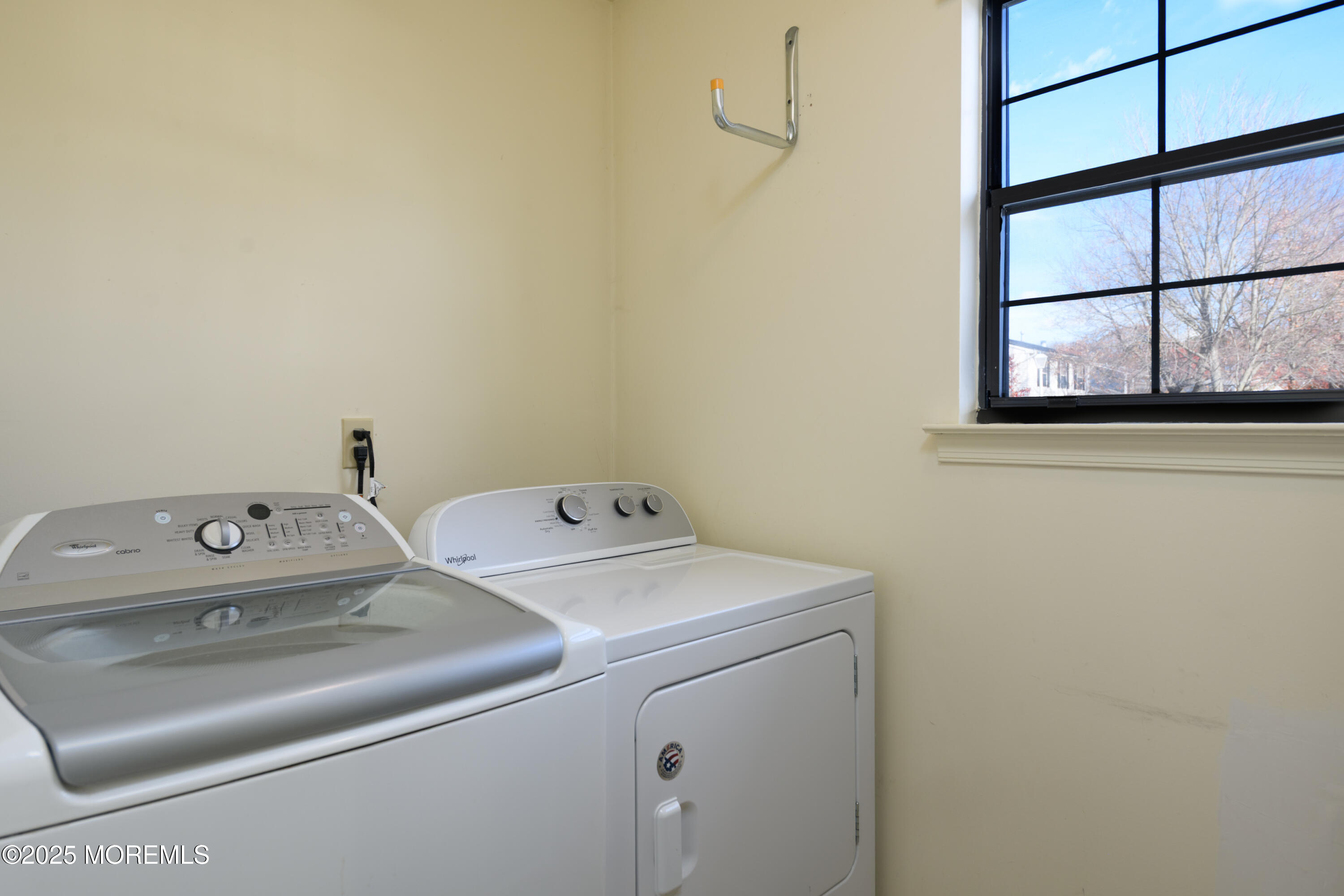 85 Starlight Road Howell, NJ 07731 - Photo 20 of 37 BAP_0421-Edit