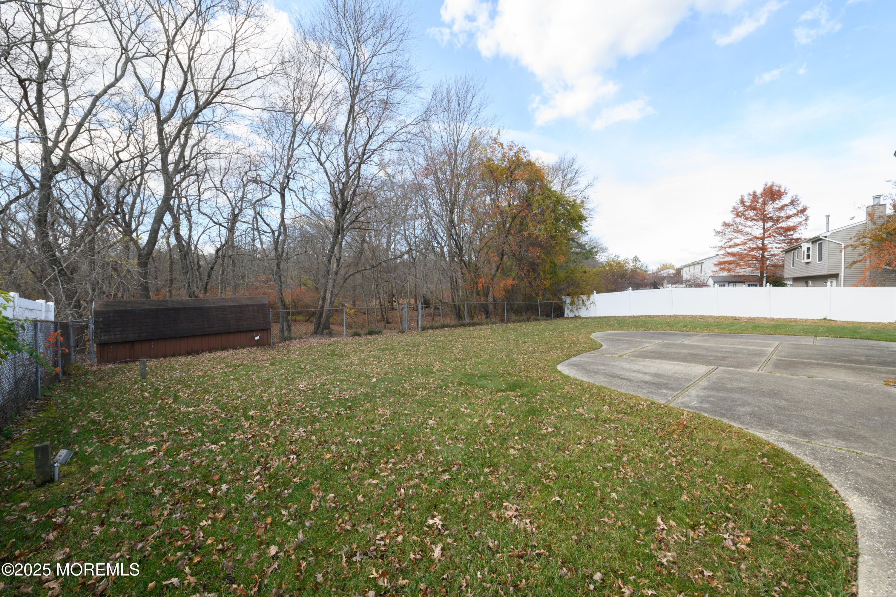 85 Starlight Road Howell, NJ 07731 - Photo 29 of 37 BAP_0435