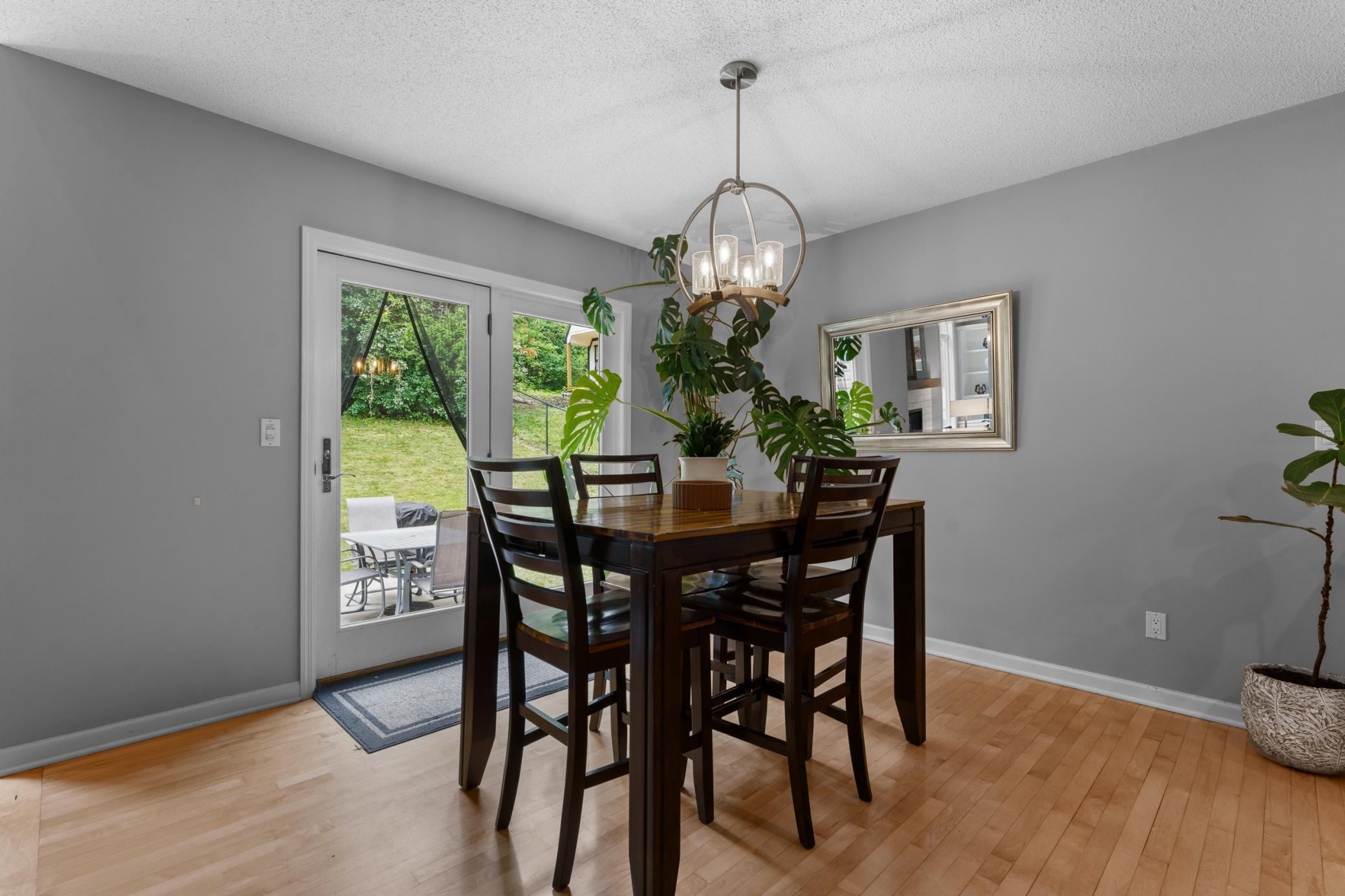 2014 Fox Valley Drive Southwest Rochester, MN 55902 - Photo 9 of 46