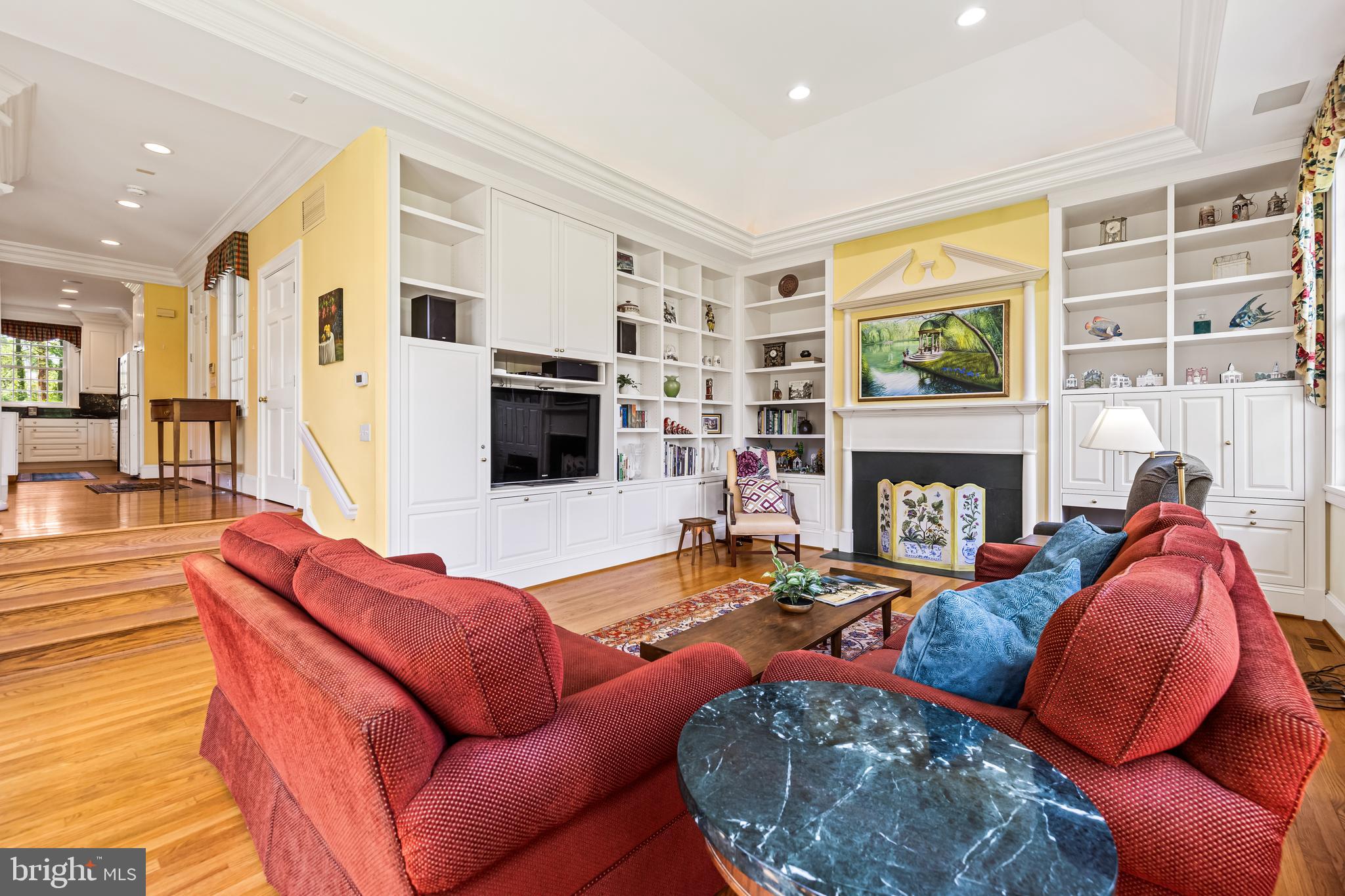 508 Hampton Lane Baltimore, MD 21286 - Photo 29 of 74 a living room with furniture fireplace and flat screen tv