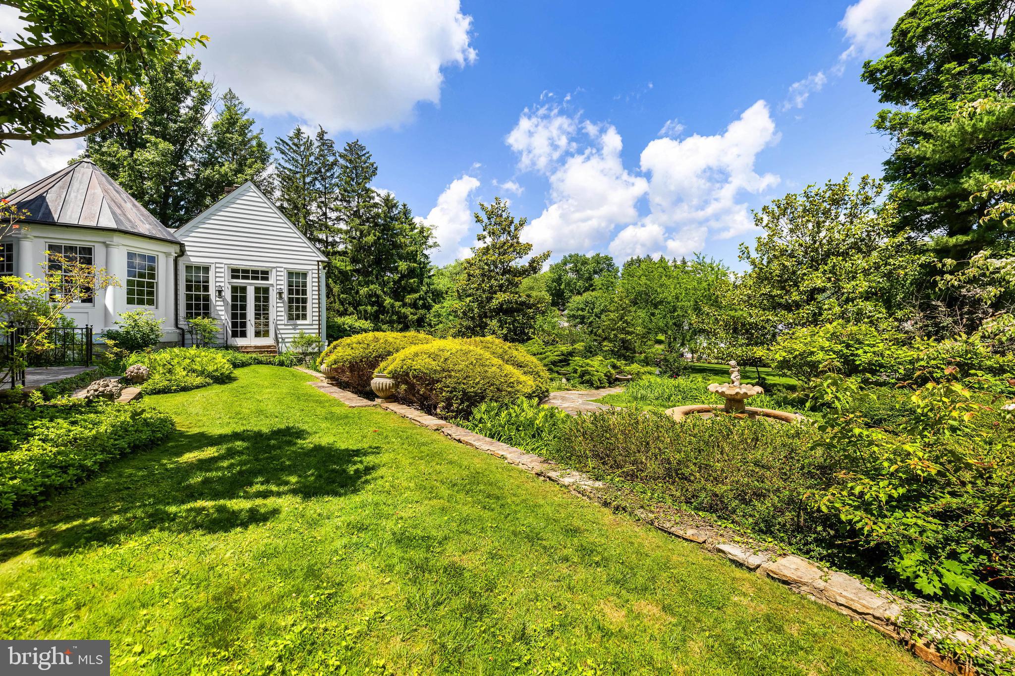 508 Hampton Lane Baltimore, MD 21286 - Photo 71 of 74 a view of a house with a big yard plants and large trees