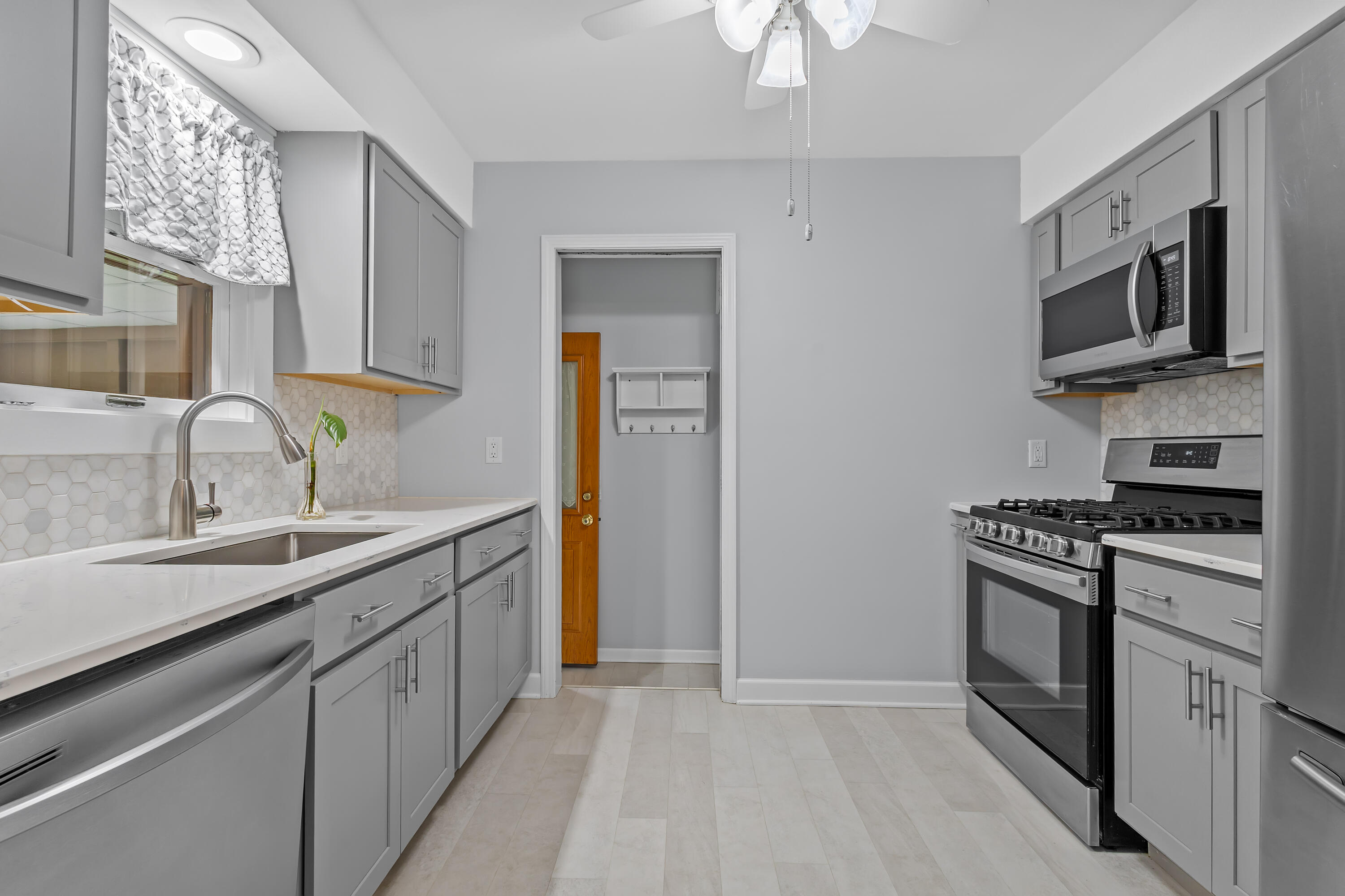 1 Locust Place Portage, IN 46368 - Photo 8 of 48 3000x2000
