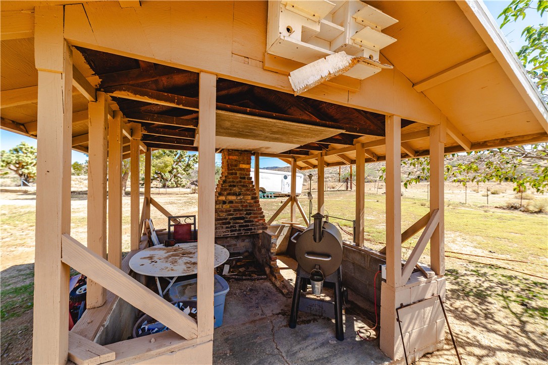 9769 North Rose Quartz Road Chloride, AZ 86431 - Photo 41 of 91 Patio