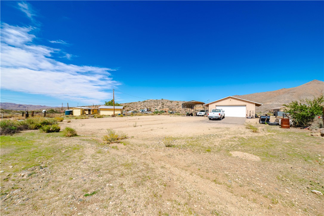 9769 North Rose Quartz Road Chloride, AZ 86431 - Photo 65 of 91 Yard