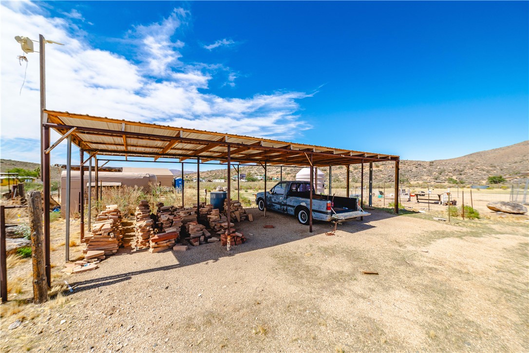 9769 North Rose Quartz Road Chloride, AZ 86431 - Photo 7 of 91 Parking
