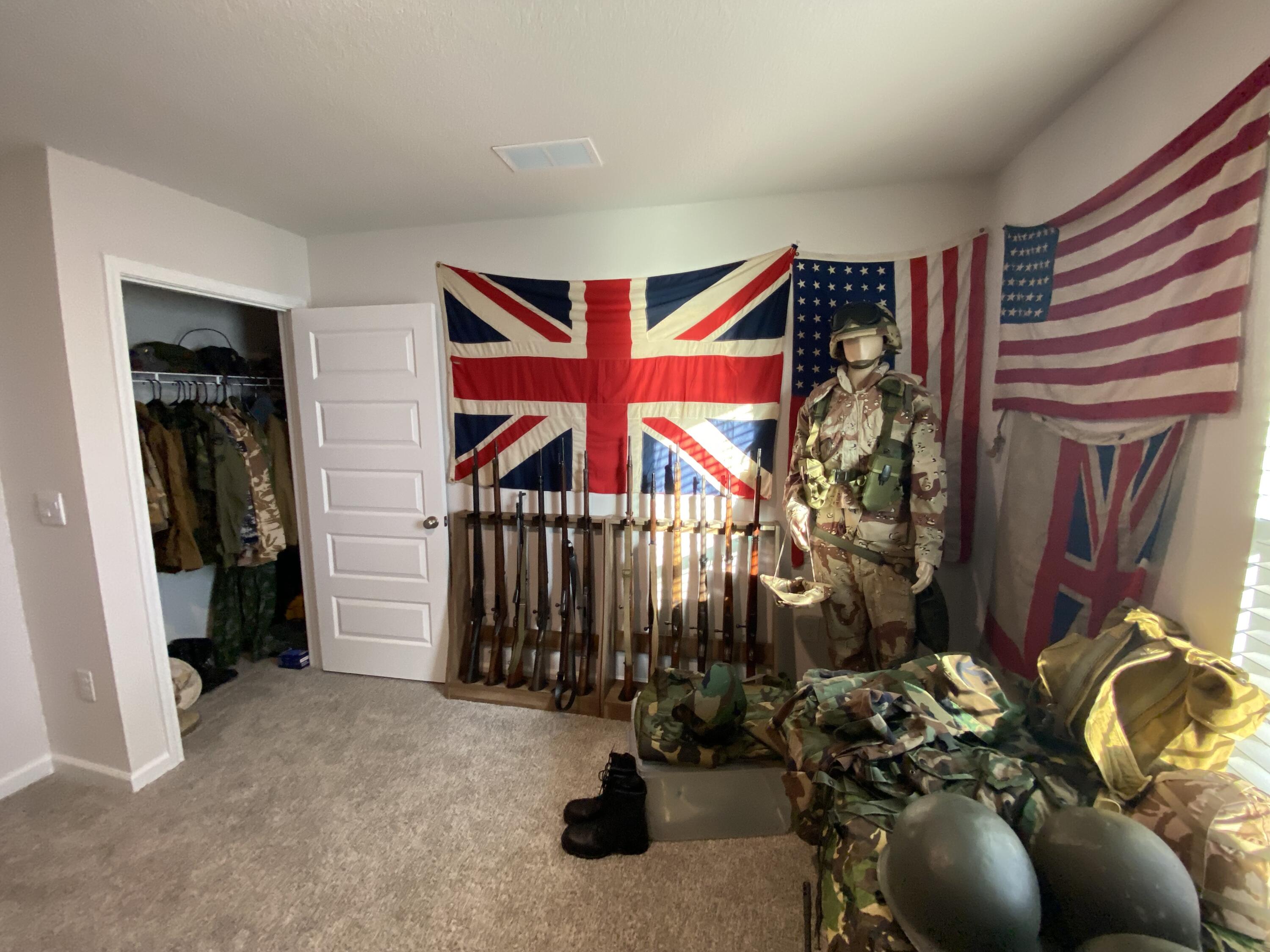 337 Flounder Street Crestview, FL 32539 - Photo 11 of 46 a view of a room with gym equipment