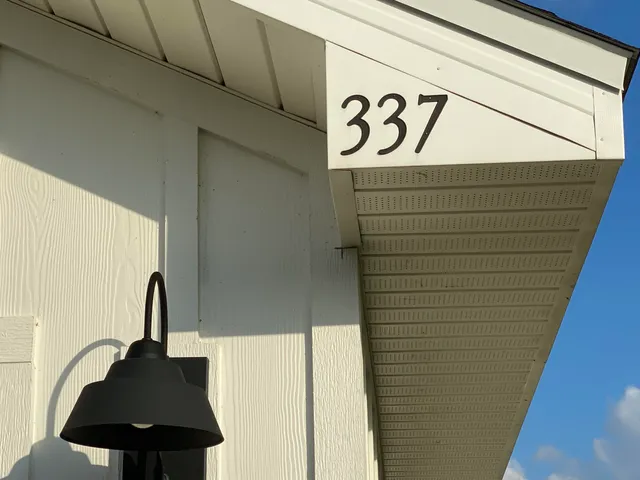 a close view of sink and close view of a bathtub