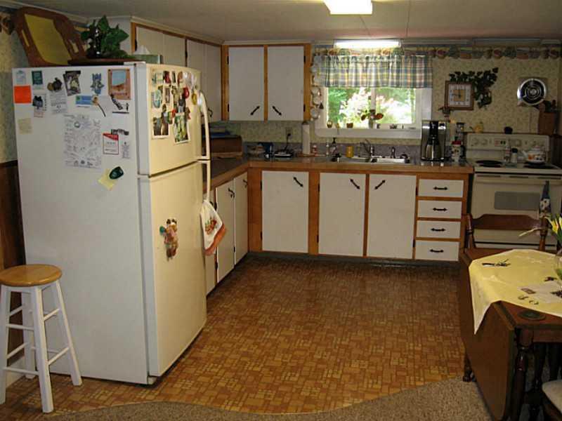 211 Ashton Road Norway, ME 04268 - Photo 5 of 19 Kitchen.