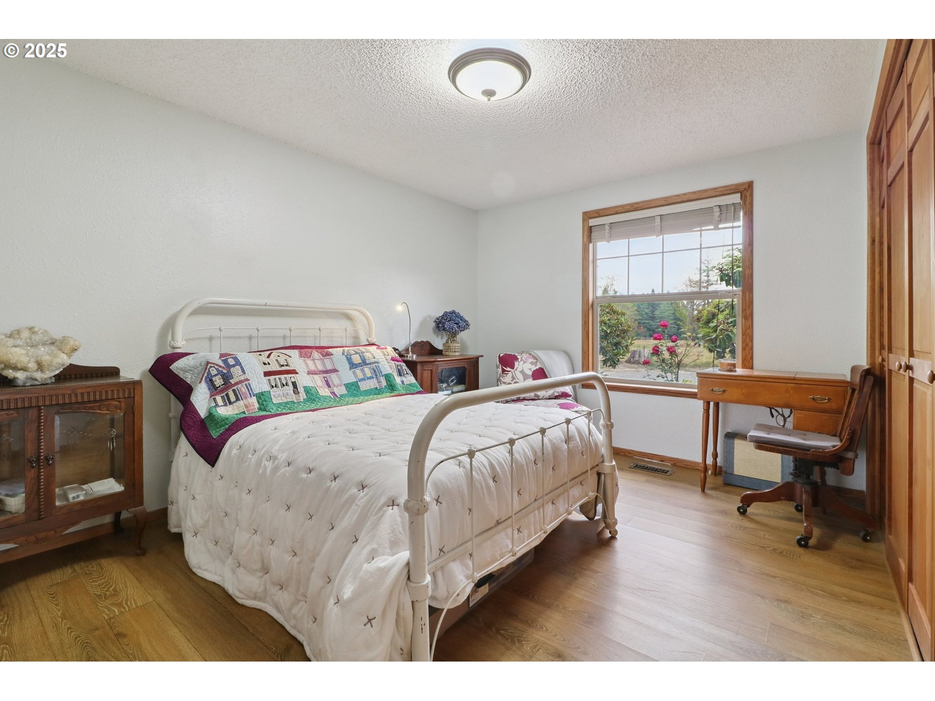 31563 Southeast Lusted Road Gresham, OR 97080 - Photo 20 of 40 Primary Bedroom