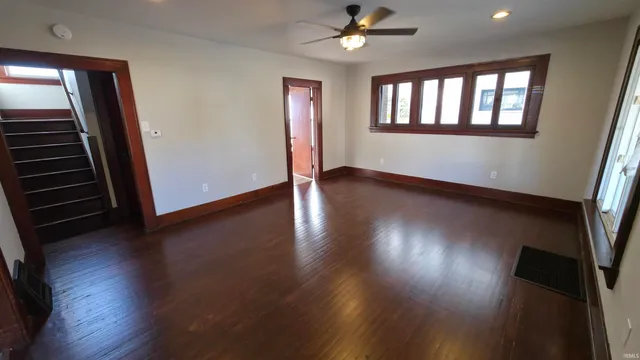 $189,999 | 3017 South Clinton Street, Fort Wayne, IN 46806