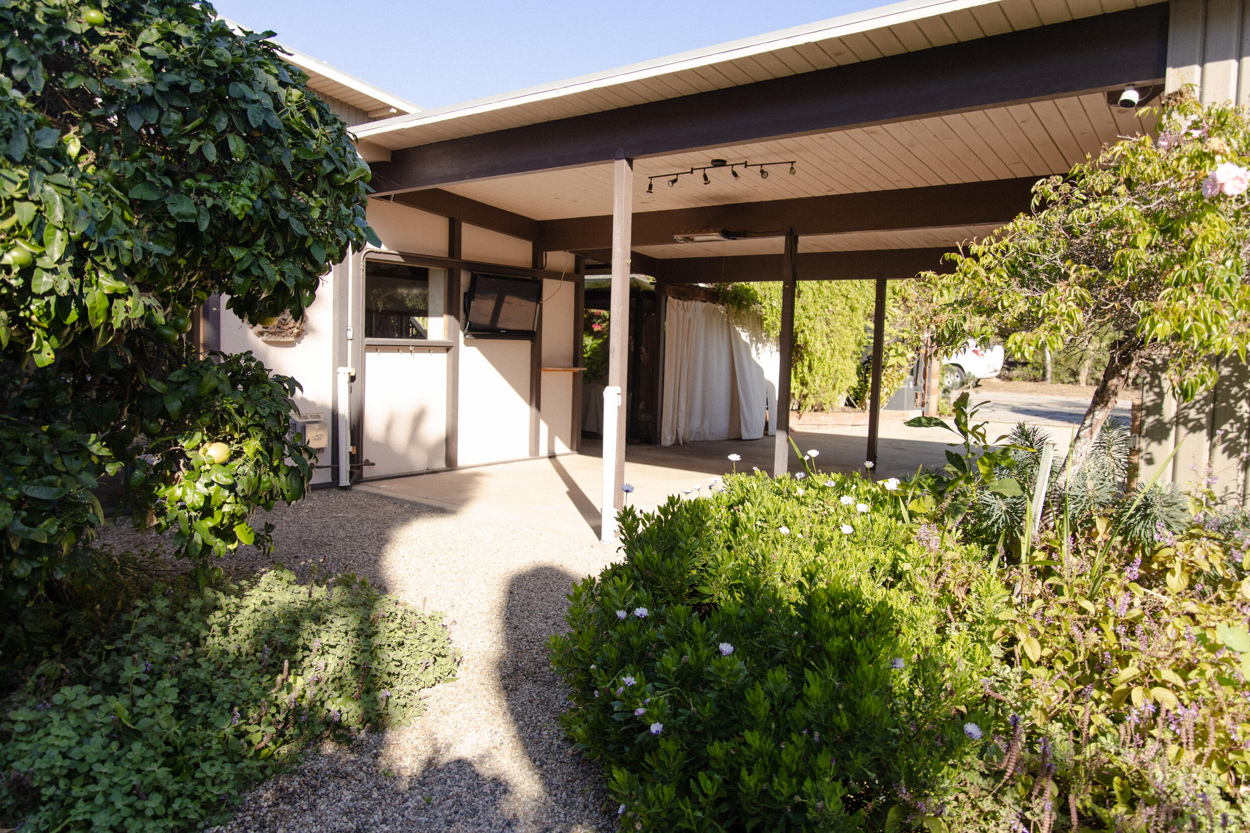 3201 Beach Club Road Carpinteria, CA 93013 - Photo 41 of 42 maia-101