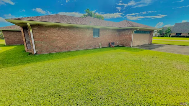 $285,000 | 107 Corral Way Drive, Bourg, LA 70343