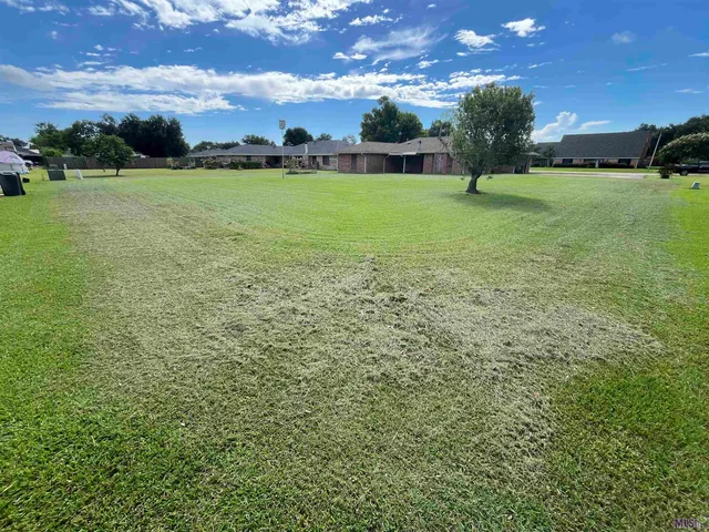 $285,000 | 107 Corral Way Drive, Bourg, LA 70343