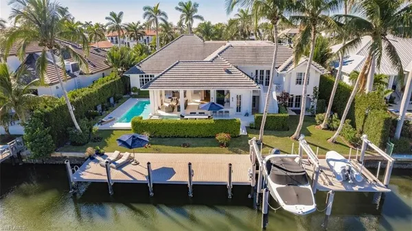 $9,450,000 | 1935 7th Street South, Naples, FL 34102