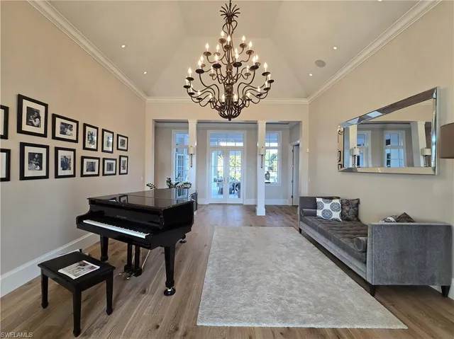 $9,750,000 | 1935 7th Street South, Naples, FL 34102