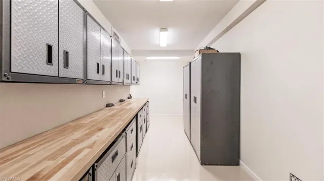 $9,750,000 | 1935 7th Street South, Naples, FL 34102