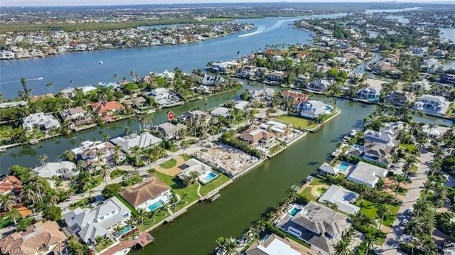$9,750,000 | 1935 7th Street South, Naples, FL 34102