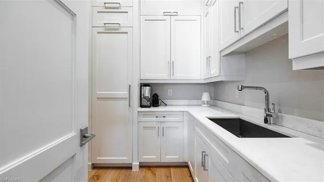 $9,750,000 | 1935 7th Street South, Naples, FL 34102