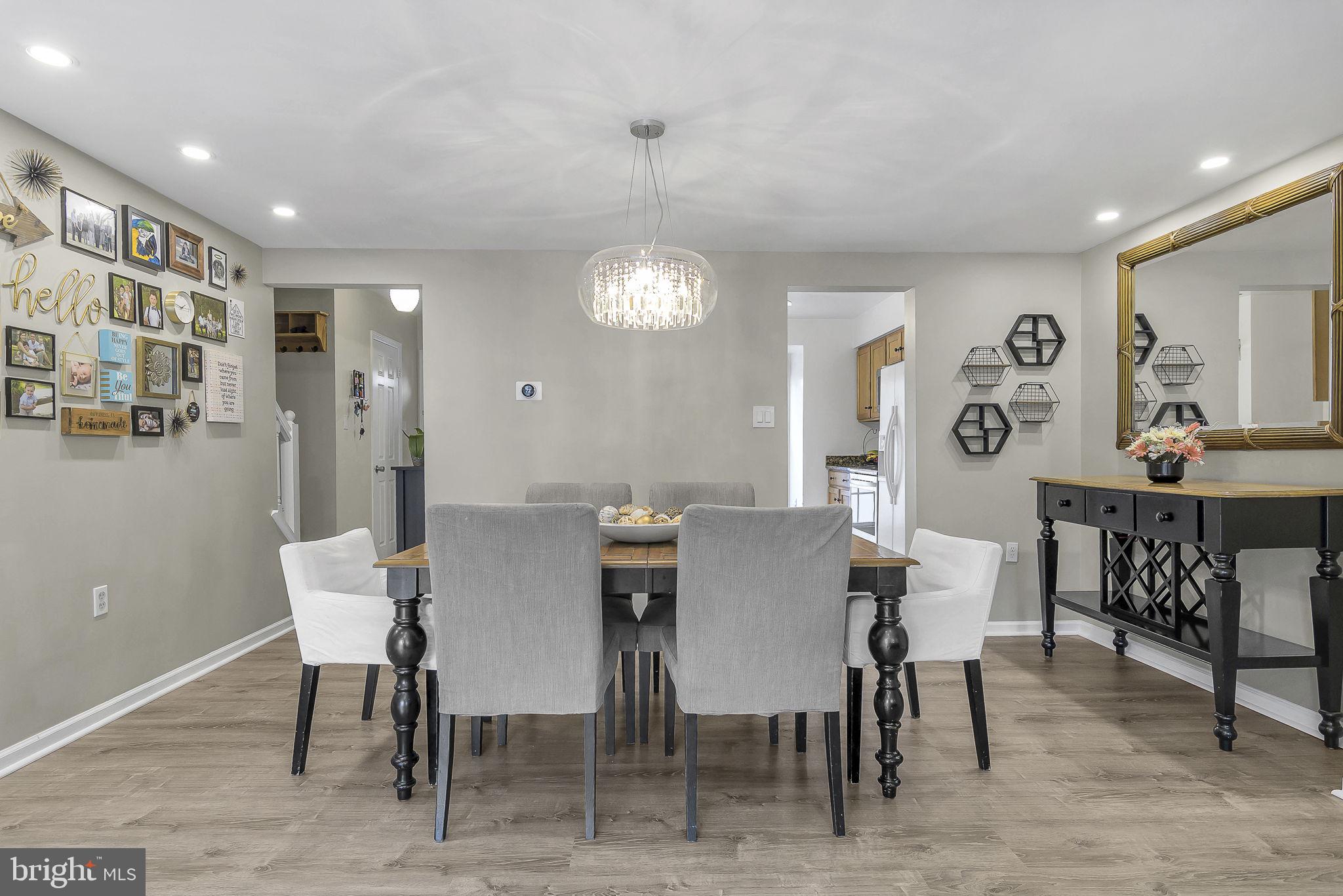 5646 Ridge View Drive Alexandria, VA 22310 - Photo 14 of 54 Dining Room