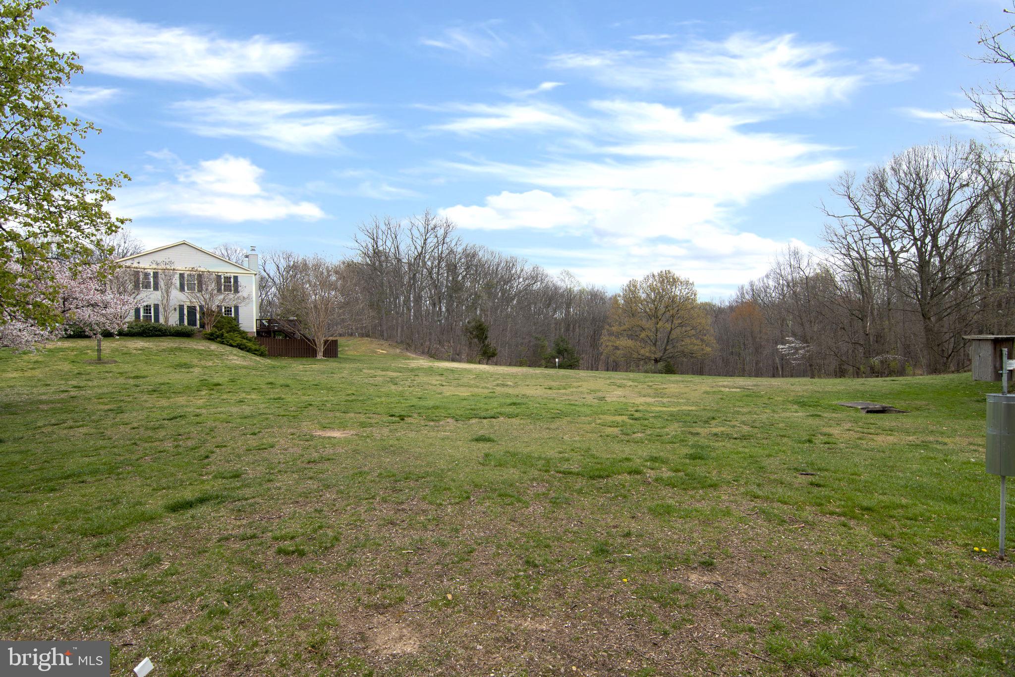 5646 Ridge View Drive Alexandria, VA 22310 - Photo 51 of 54 Community Amenities